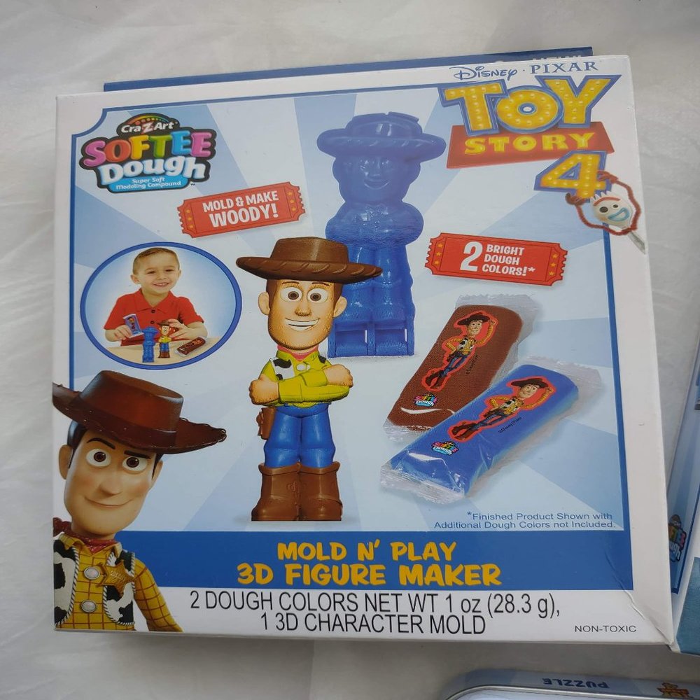 NWT 3 Piece Disney Pixar Toy Story 4 Mold N' Play 3D Figure Maker and Puzzle Set - Picture 2 of 7